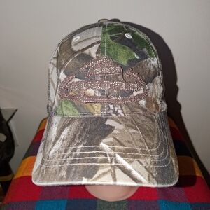 Realtree Camo Embroidered Logo Strap-on Hat Cap